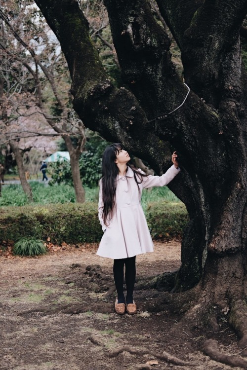 model：花岡夢菜 (@YunaMocosumikko)camera / lens：fujifilm x-t1 / xf35mm f2 r wr