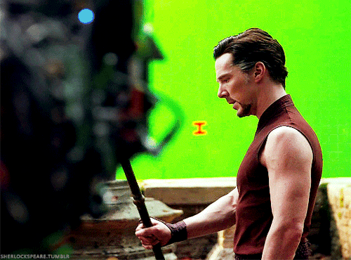 sherlockspeare:Arms. Why did they have to delete this sleeveless clothes scenes.