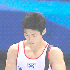 frangymnasticsfan:  Yang Hak Seon - Vault