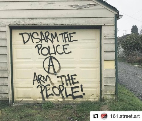 #Repost @161.street.art (@get_repost)・・・#refugeeswelcome #antifa #antifascist #afa #antifascistactio