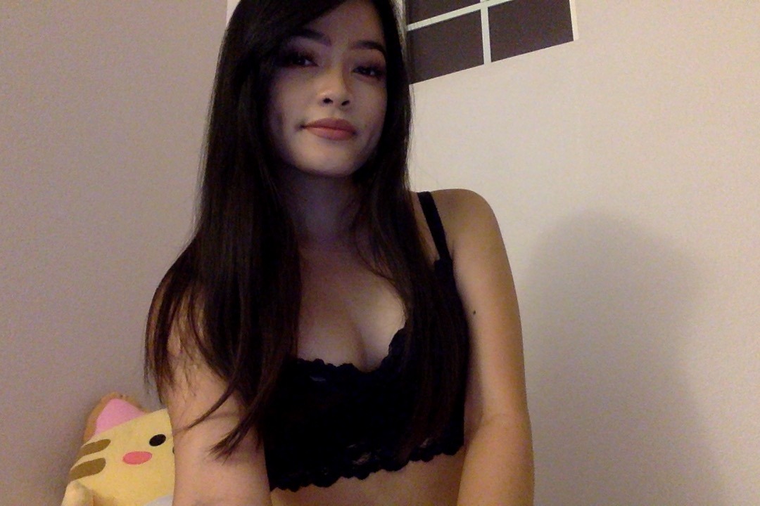 veeforvictoria:  softkissus:  hey it’s been a while  ♡ ♡ ♡