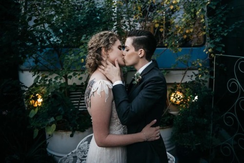 beautiful-brides-weddings:  Cien & Viv by adult photos
