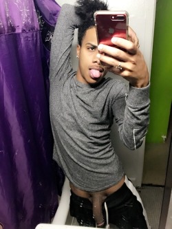 jaaybuttaa:  - COME SUCK ME UP’ THEN EAT MY ASS😩🤷🏽‍♂️💦🍑 - SNAPCHAT ME FOR FULL VIDEOS: JayBilliyon 👻