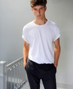 christos:  Frederik Ruegger at VNY Models