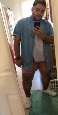 mac-mcqueen:  Sky’s out thighs out! ☀️