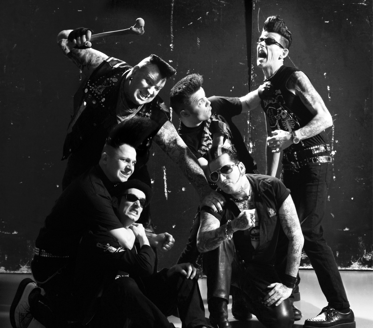 collectoroftheking:  I really wanna see Demented Are Go &amp; Mad Sin live 