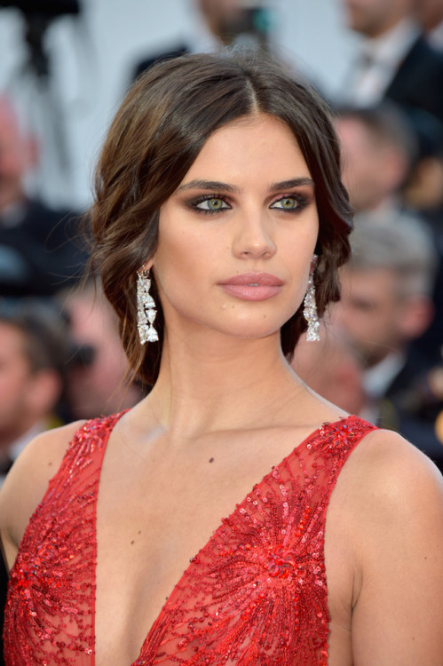 thegildedangels: NEW Sara Sampaio at Cannes, 2017.