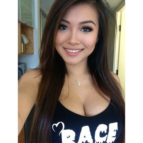 asian-girls-daily:  http://instagram.com/vickibaybeee Wanna add us on snapchat? Checkout our website for more info :3 www.asiangirlsdaily.com 