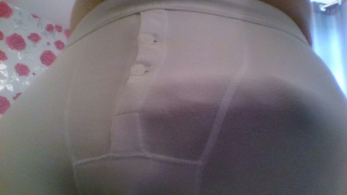 mrhornycouple94uk:Bulge in my pants. Not really the right pants for when you&rsquo;re off to the