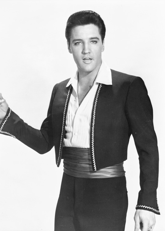 1963 ELVIS PRESLEY in the MOVIES "FUN IN ACAPULCO" PHOTO Shirtless 