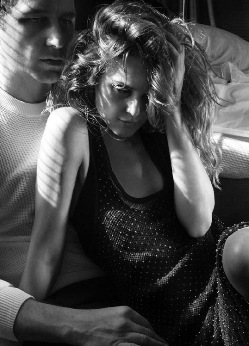 theamericansgifs:Keri Russell and Matthew Rhys photographed by Tony Duran for Emmy Magazine (2018)