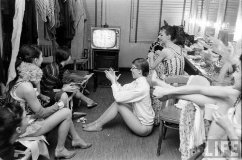 Chorus girls watching The Ed Sullivan Show in their dressing room at the Roxy(Peter Stackpole. 1958)
