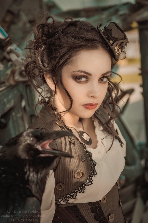 Model : Natalia Filvarova - Photographer : Aleksandr Pichko via steampunksteampunk