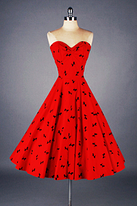 redrule:  vintagegal:  1950s Prom and Party Dresses: Red   Jack pot!