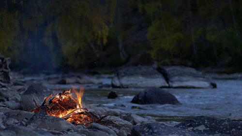 orbo-cinemagraphs-world-blog: Camp fire on the banks of the Chuya River. larger imgur link