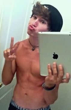 male-celebs-naked:  Jc Caylen 1See more here