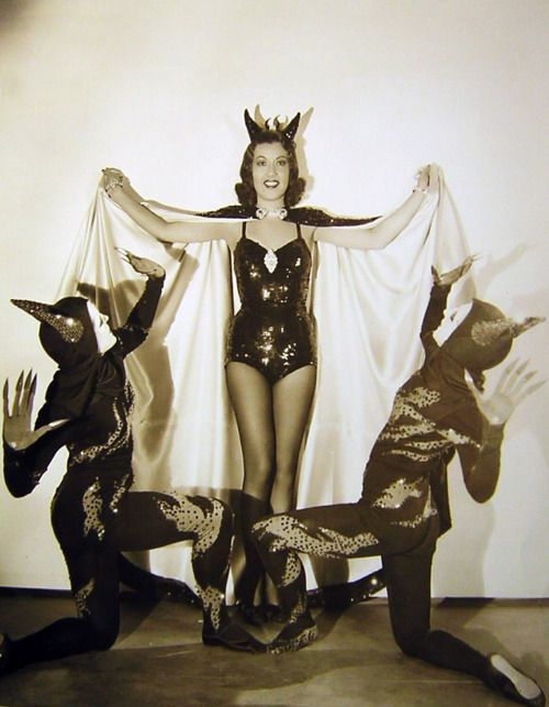 cryptofwrestling:  It’s that young devil, Ethel Merman! 