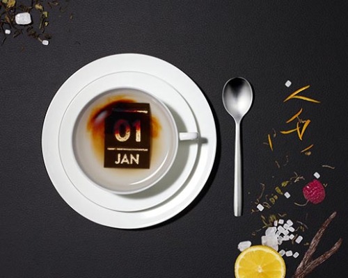 yabasha:  enenkay:  thearmouredbear:  aiglet12:  geardrops:  intergalacticju:  fecklessminds:  The Hälssen & Lyon tea calendar features calendar days made from tea leaves.  I would not mind giving this a try.  Tears formed in my eyes just thinking