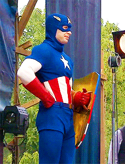 chrisevanssource:  Outfitting a hero: Captain America’s USO costume.  Initially