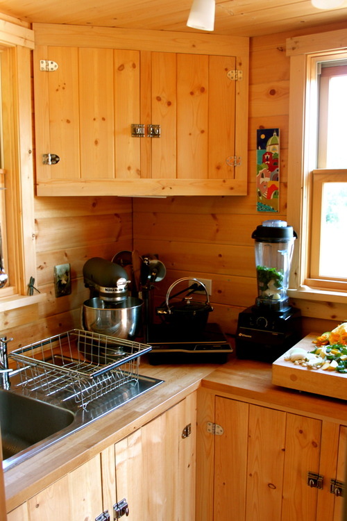 tinyhousedarling:    FREESHARE - FREE PLAN     THIS YEAR WE’RE INTRODUCING A FREESHARE