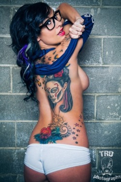 womenwithtatoos:  More girls with tattoos http://bit.ly/1aGZIX0 