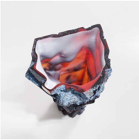 Thaddeus Wolfe, USA, 2015/ Unique Facet Assemblage vessel in hand-blown, cut and polished glass.