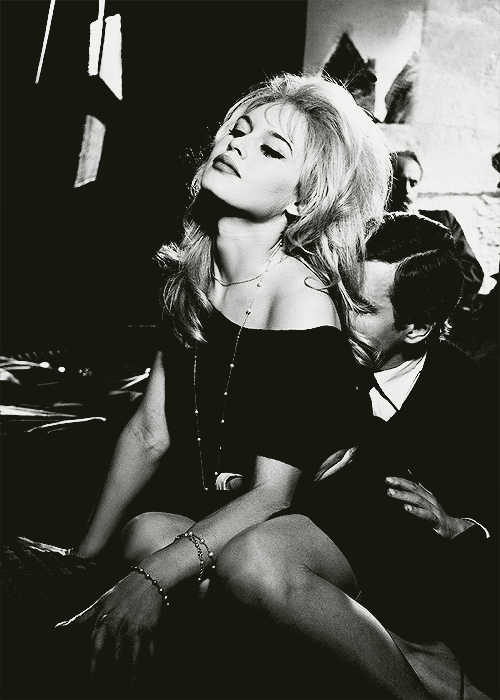 Porn normajeanebaker:  Brigitte Bardot in “Le photos