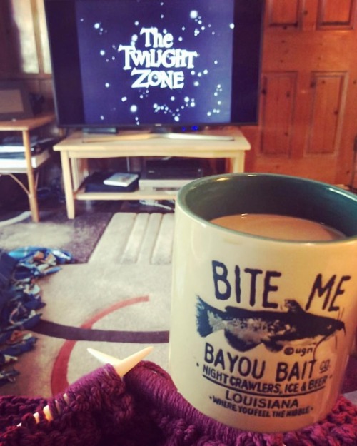 Keeping the #sundayscaries at bay with coffee, knitting, Rod Serling, and puppy snuggles. #dogsinswe