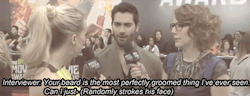 fuckyeahsterekfeels:  If I could, I would walk up to my favorite celebrities and stroke their faces. 
