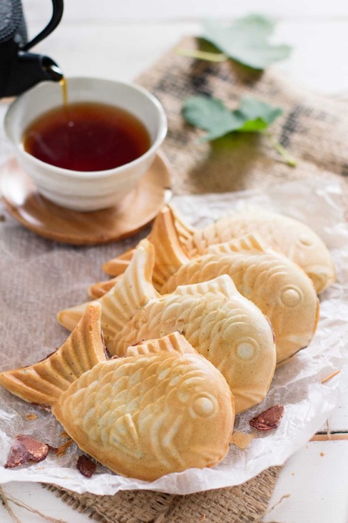 foodffs:Taiyaki Fish shaped Japanese waffleFollow for recipesGet your FoodFfs stuff here