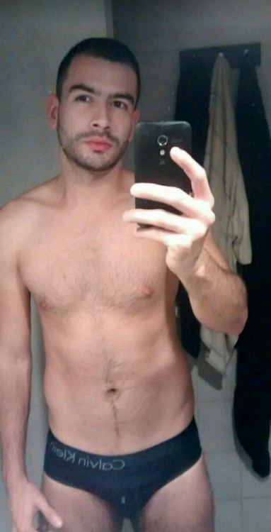 Porn Pics chilenosdenorteasur:  gaychilenosdesnudos:Rodrigo
