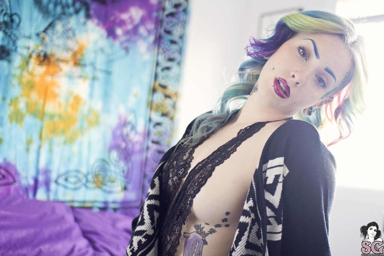 sglovexxx:  Jennings Suicide - Kali https://suicidegirls.com/girls/jennings/album/1343657/kali/