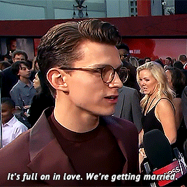 tomhollandcouk: Jake Gyllenhaal And Tom Holland Call ‘Spider-Man’ Bromance ‘A Straight-Up Romance!’