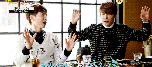 Hae Is Imagining That He’s Paragliding ㅋㅋ Hi To Clouds 