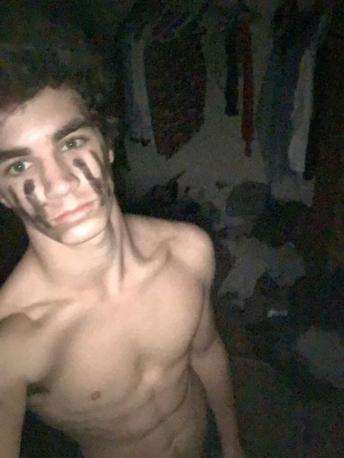 twinktyme:  hornyykidd16: Such a sexy boy with a massive cock  LOVE THAT LONG & LEAN AMAZING DICK