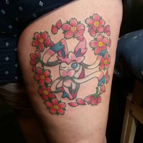 All Dunny! ! ! #ThighTattoo #TopRockerTattoo #SerVWasHere #pokemon #sylveon #cherryblossoms #tattooe