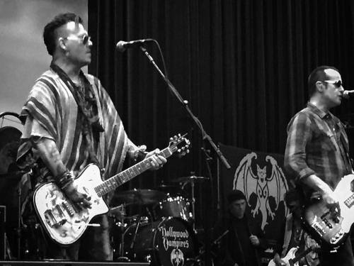 sakurafavjd:  Soundcheck! Getting ready to rock Casino Rama Resort. 