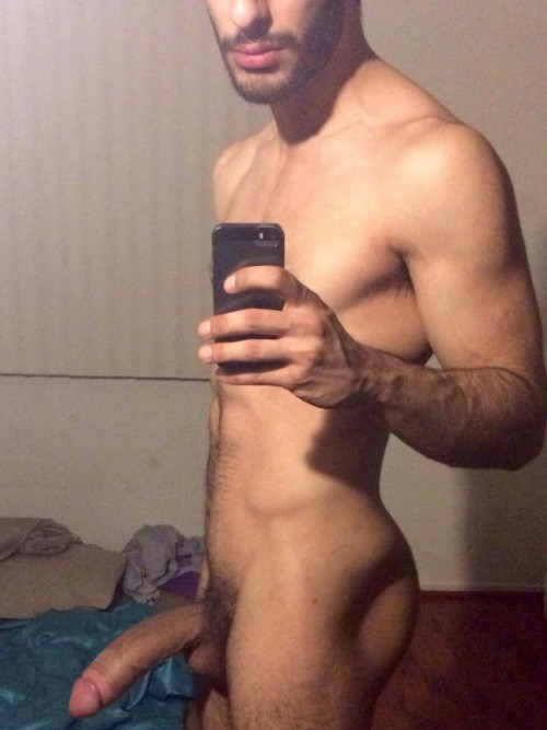guysamateurcrap:  Follow me on: www.guysamateurcrap.tumblr.com and feel free to reblog from the Archive.