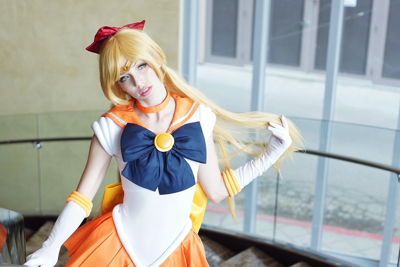 hellomegancoffey: Sailor Venus Costume form @spreepicky / @cospicky (code “starbuxx”)https://linktr.ee/starbuxx