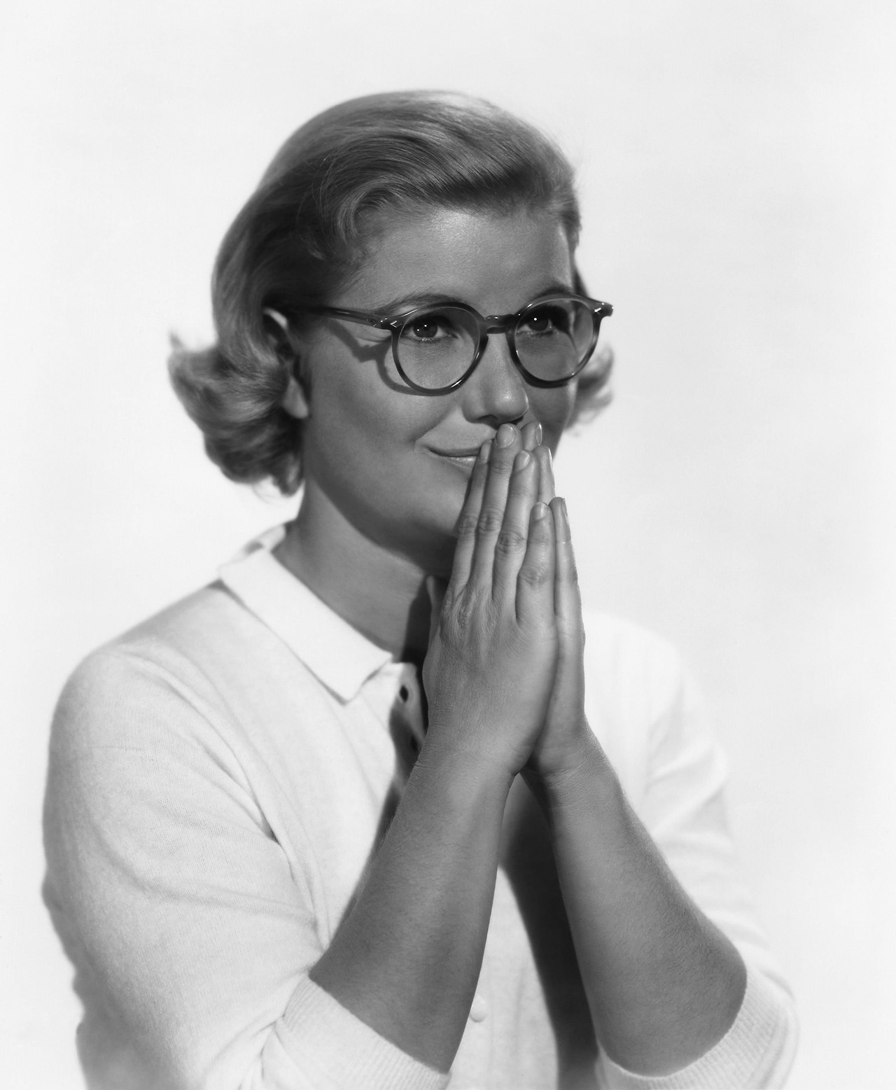 coldtofire: lionspryde:  gameraboy:  Barbara Bel Geddes  😮❤️🌹  @dirtyblondemind