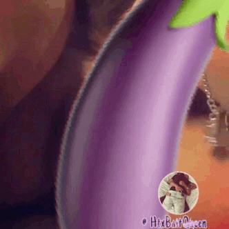 htxbaitqueen:  Got hella vids of Albert 😭😭    Solo   Fucking  Getting head