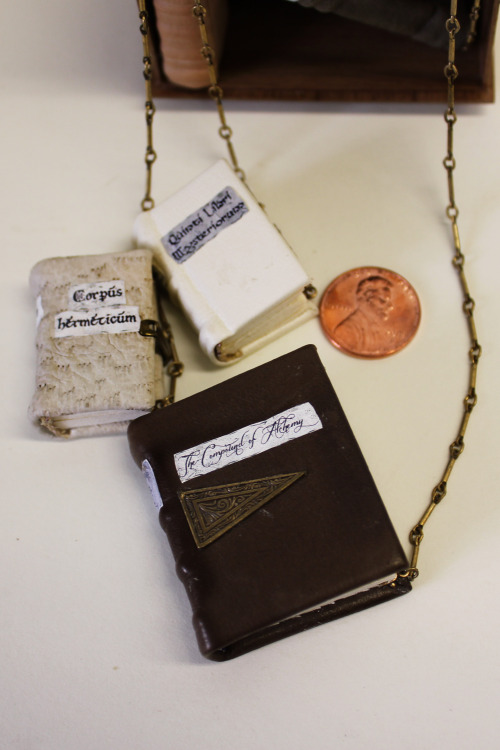 uispeccoll:Miniature Monday!Chained Alchemical Library by Pat Sweet from Bo Press Miniature Books.  