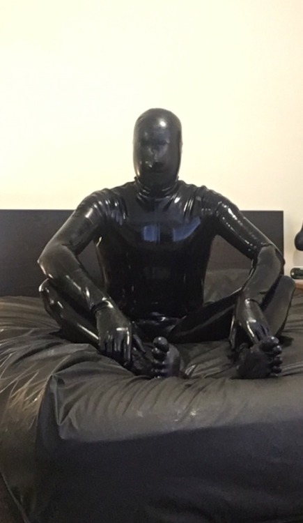 A little rubber action to get the stay started. The MOST comfortable suit ever worn.