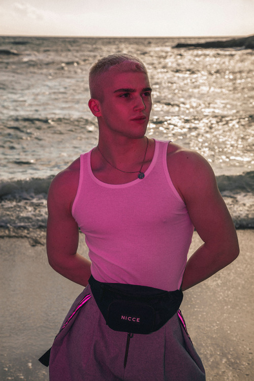 Billyhttps://coitusmagazine.com/billy-returns-to-coitus-online/