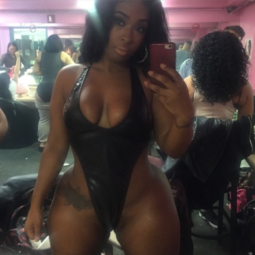 blackgirlpussy:  @ms_alottabootie