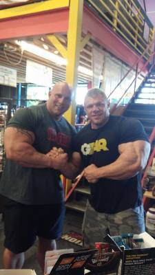 big-strong-tough:  Ty Young & Justin