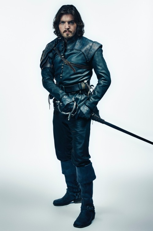 burketeers:Tom Burke as Athos (Thanks to FarFarAway Site!)