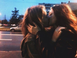 www.tumblr.com blog view sweet-rough-lesbian-kisses