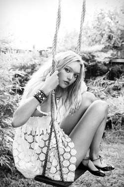 fashionfaves:  Gemma Ward by Corinne Day