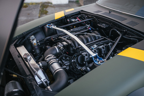 thetyrannosaur:hirocimacruiser:Zero fighter 570Z. LS1 powered S30 fairlady/datsun 240Z. The joystick